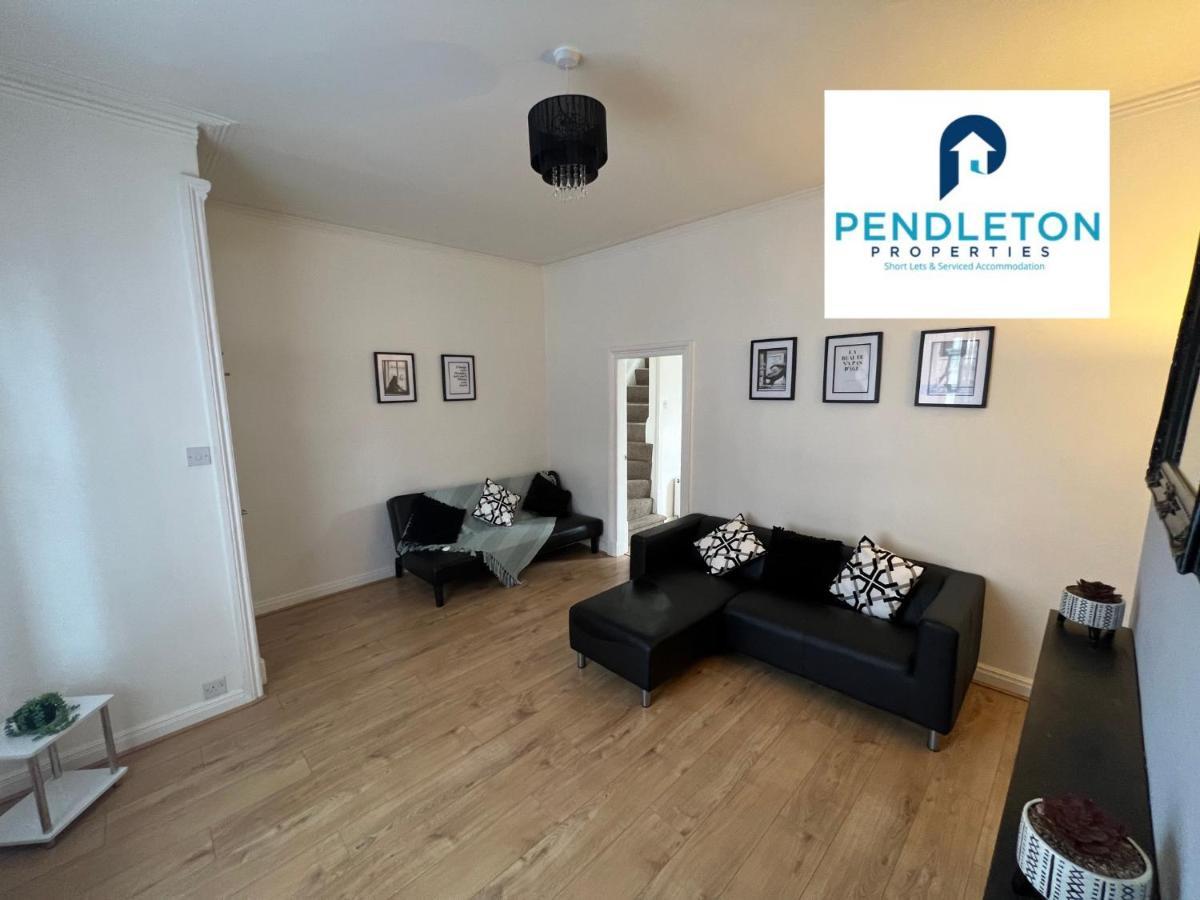 Modern 3 Bed House With Free Parking And Wi-Fi Villa Preston  Luaran gambar